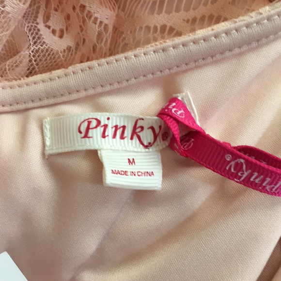 Pink blush Lace Dress - Picture 5 of 5